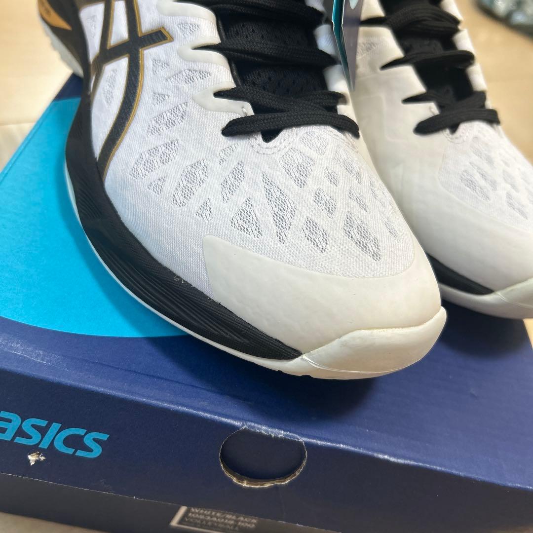 asics バレーボールシューズ V-SWIFT FF MT2 1053A018