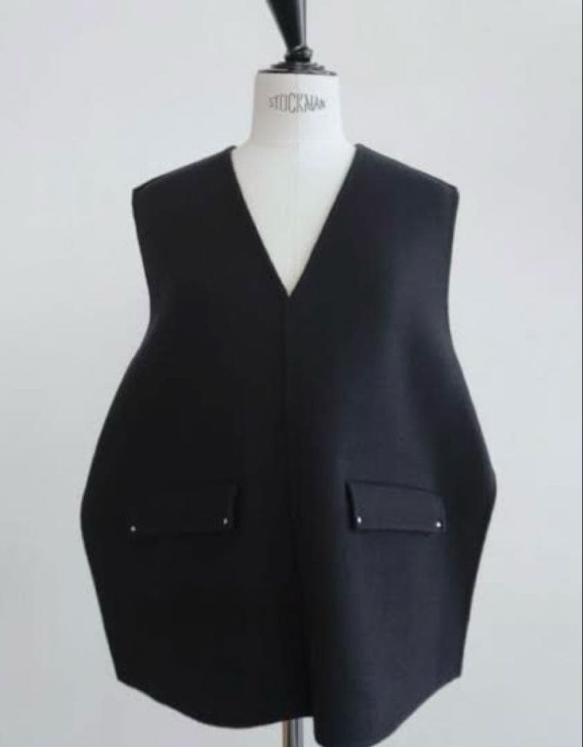 みんと 　OHGA オーガ WOOL VEST ウール ベスト ブラック