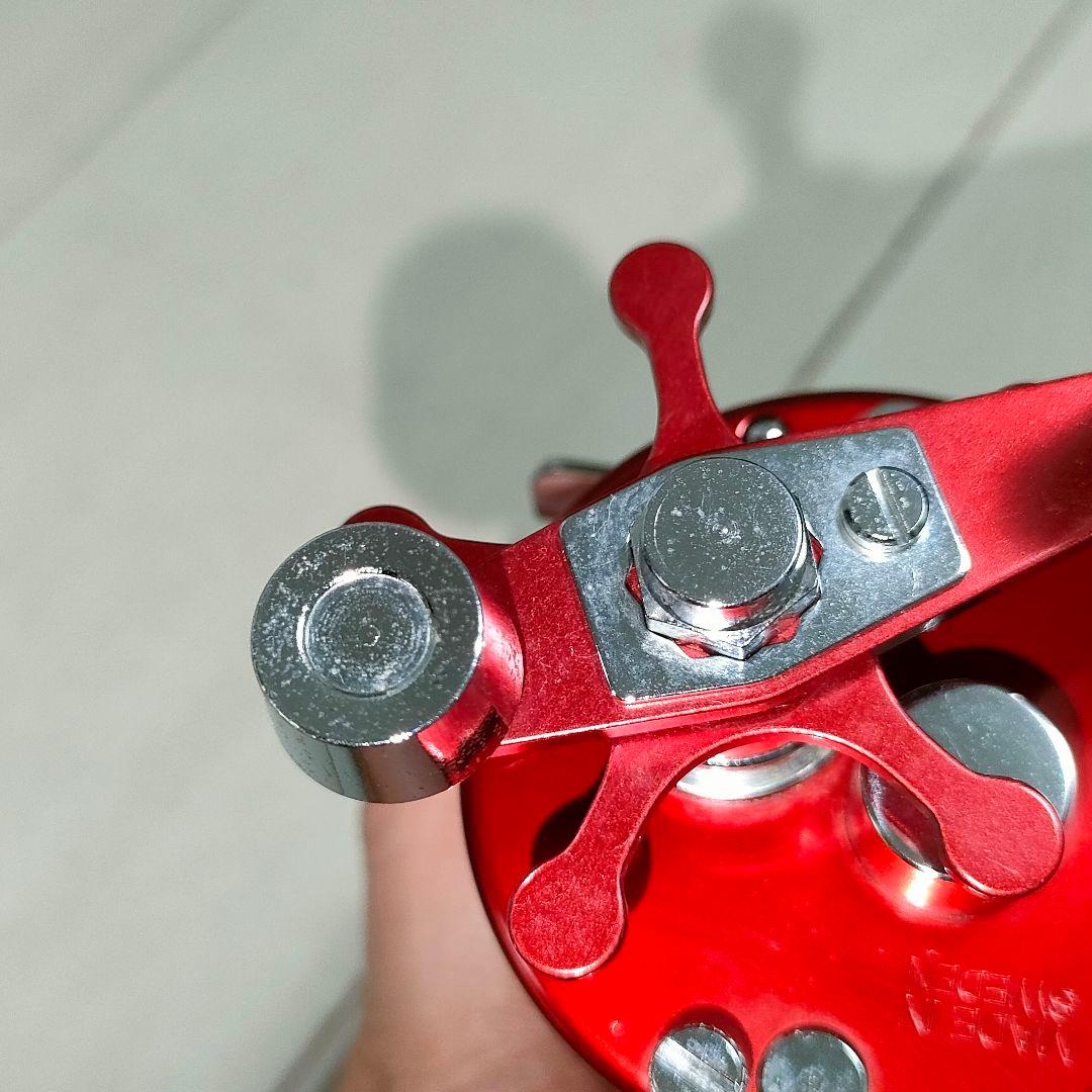 アブ アブガルシア アンバサダー 1500C レッド