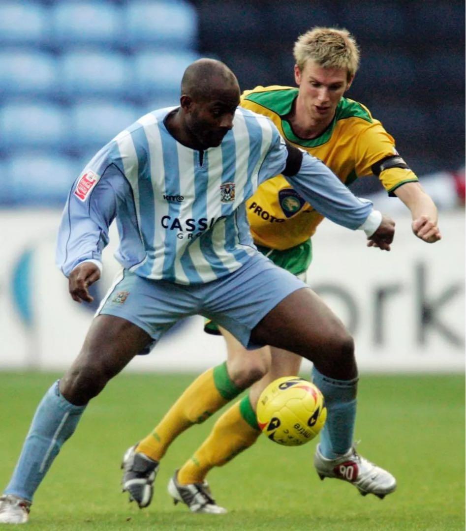 イングランド チャンピオンシップ コベントリーシティ ユニフォーム