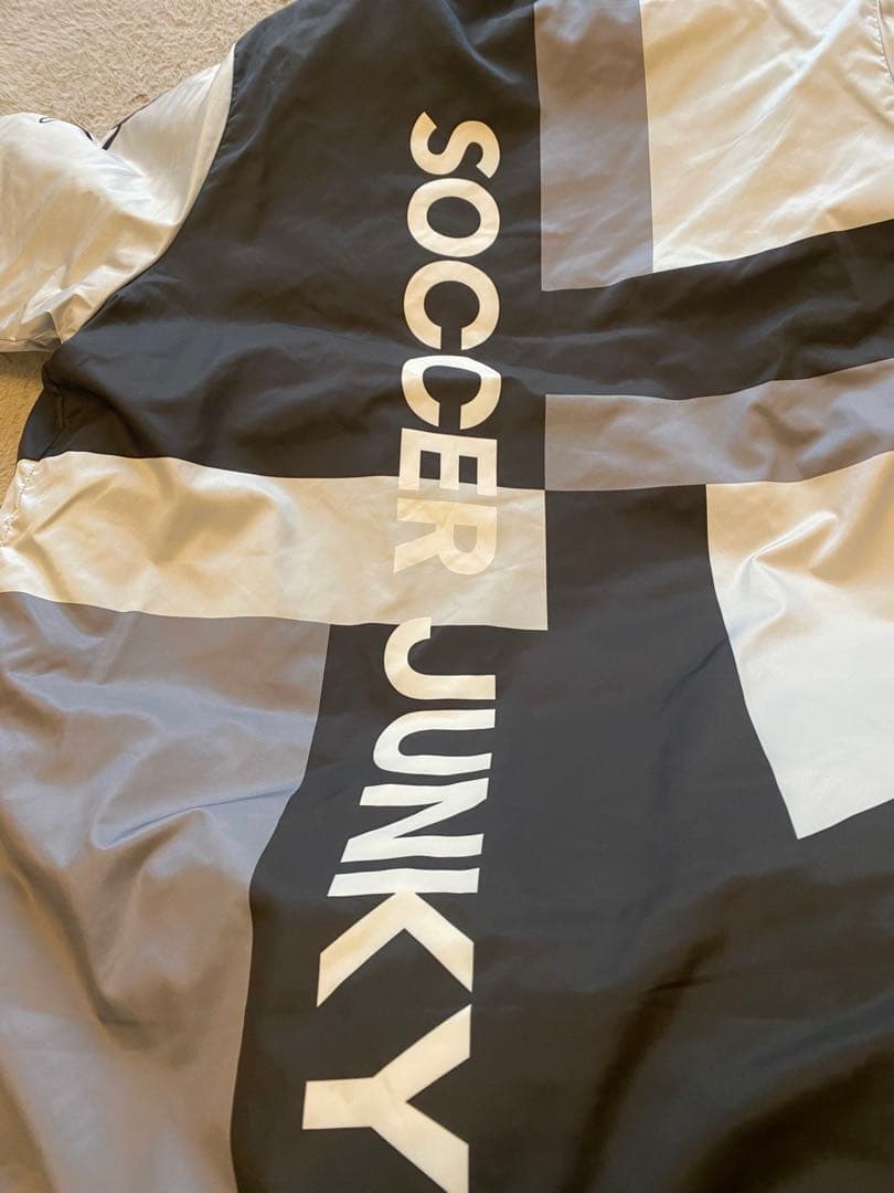 SOCCER JUNKY ベンチコート ブラック/グレー