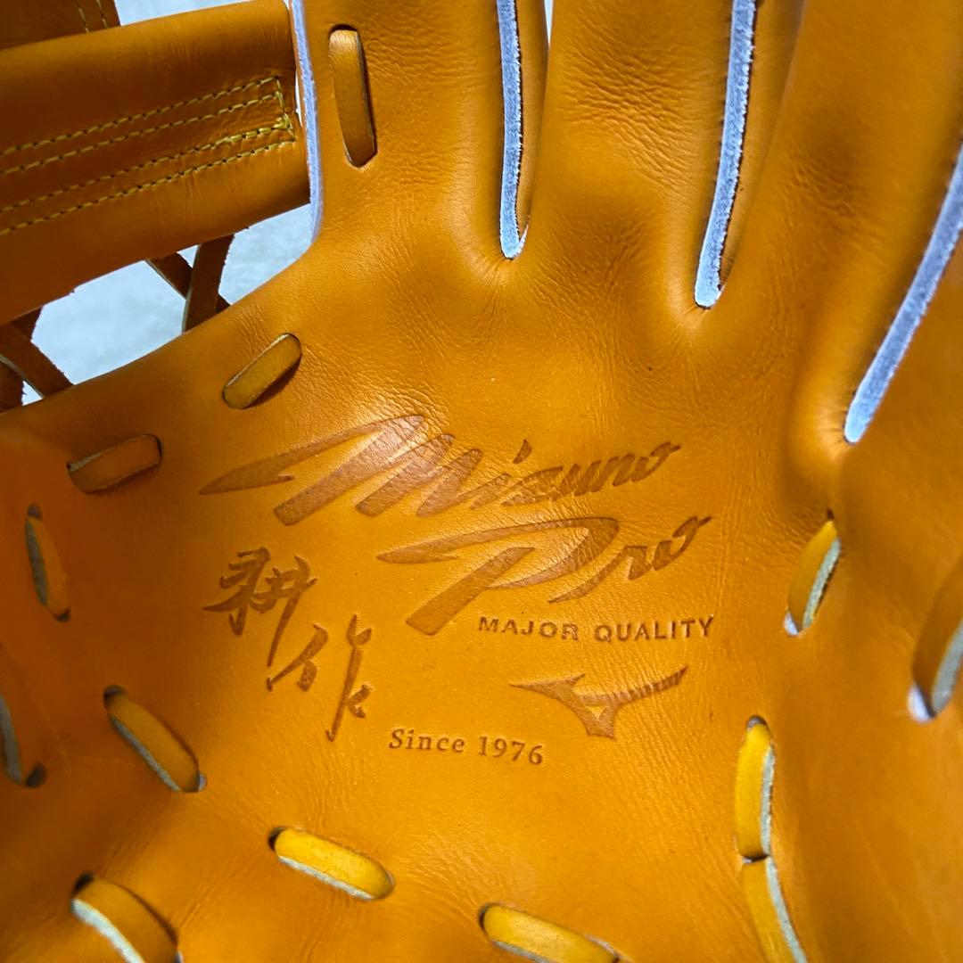 希少　新品タグ付き　ミズノプロ　岸本耕作　硬式　グローブ　内野手　耕作