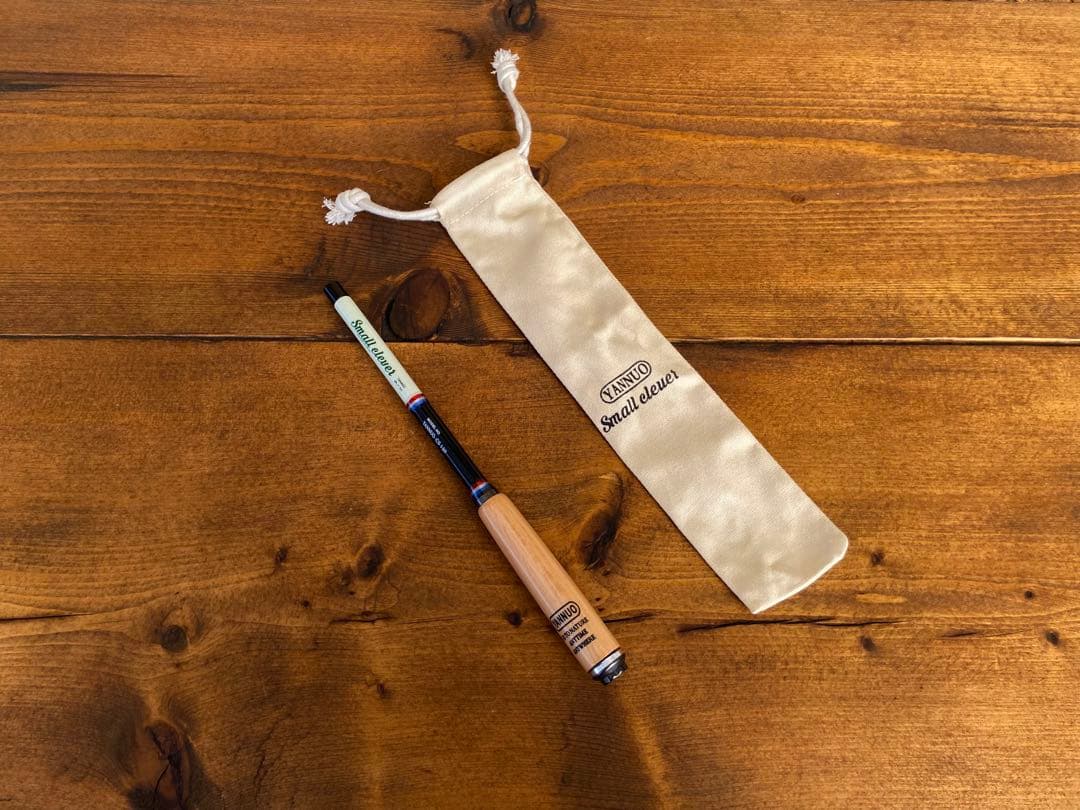 小物釣り竿　タナゴ竿　150cm ウッドグリップ　振り出し竿　ブラック×ホワイト