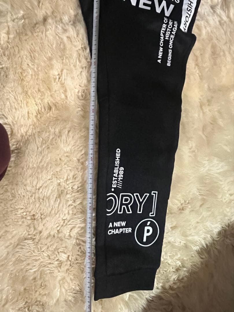 PEARLY GATES ブラックパンツ グラフィックデザイン