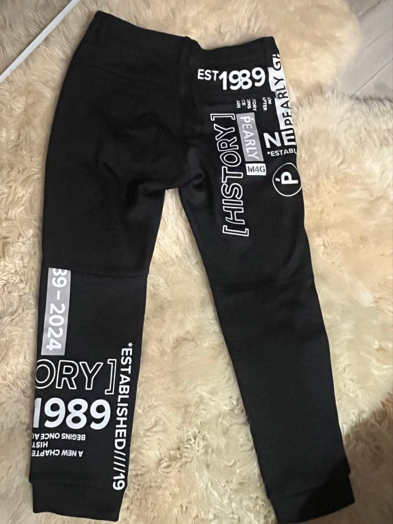 PEARLY GATES ブラックパンツ グラフィックデザイン