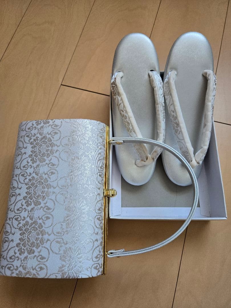 シルバー 花柄 和装用バッグと草履セット