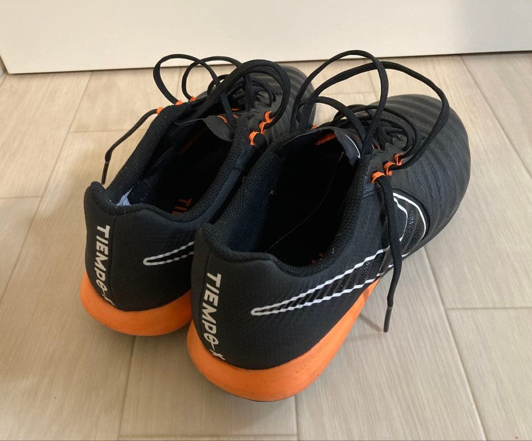 【美品】NIKE TIENPO X 25.5cm