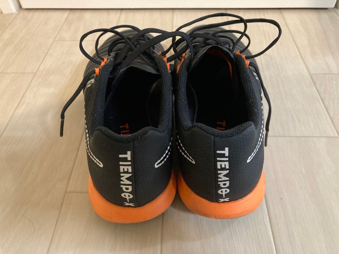 【美品】NIKE TIENPO X 25.5cm