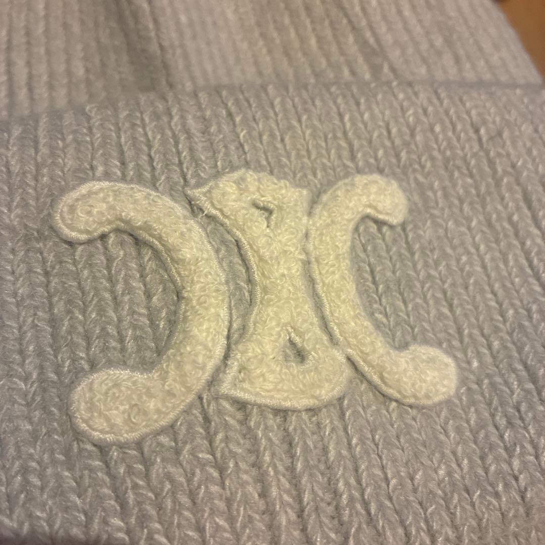 ライトグレー ニット帽 刺繍ロゴ付き