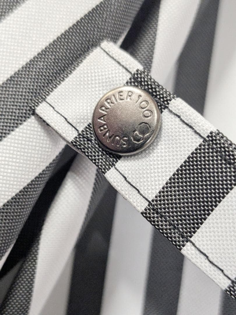 サンバリア100 日傘 正規品 白黒ストライプ クリア手元 完全遮光