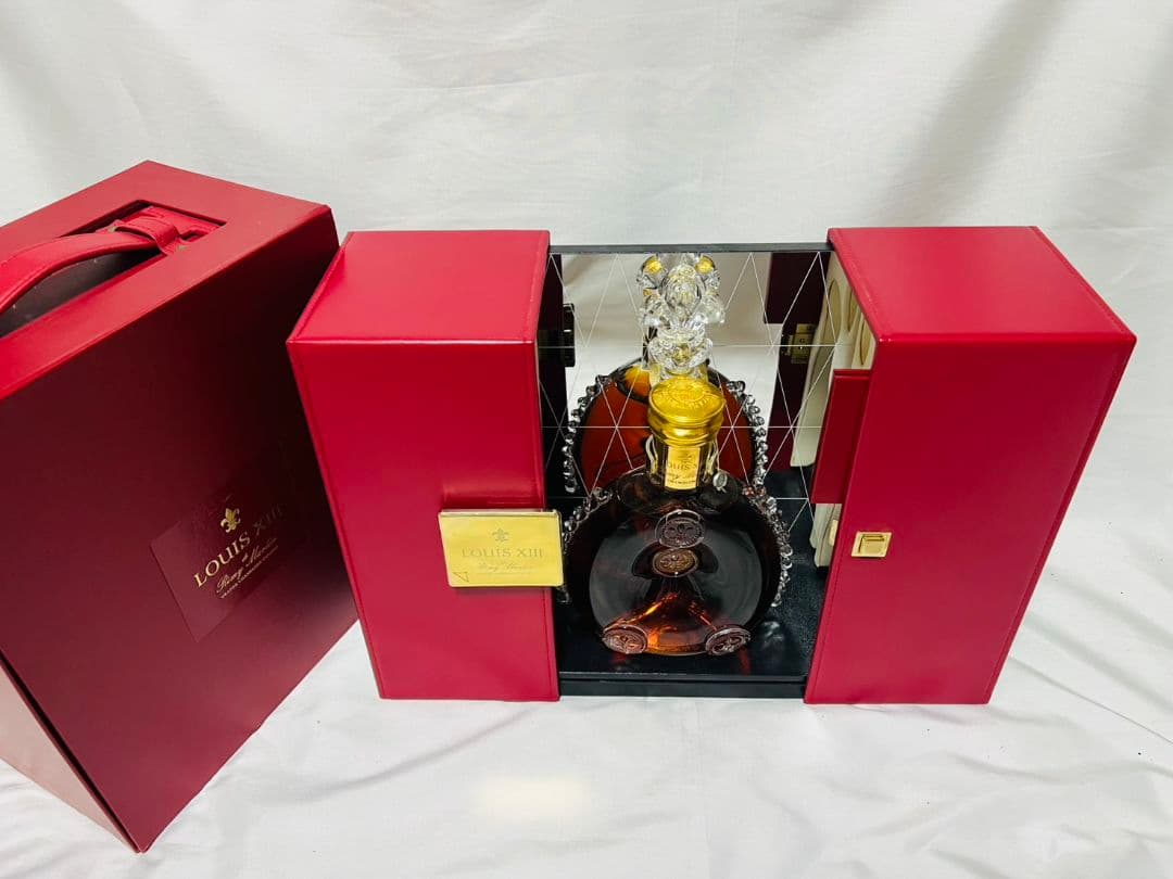 レミーマルタン ルイ13世 バカラ　替栓・冊子・観音開き化粧箱・外箱付！未開封