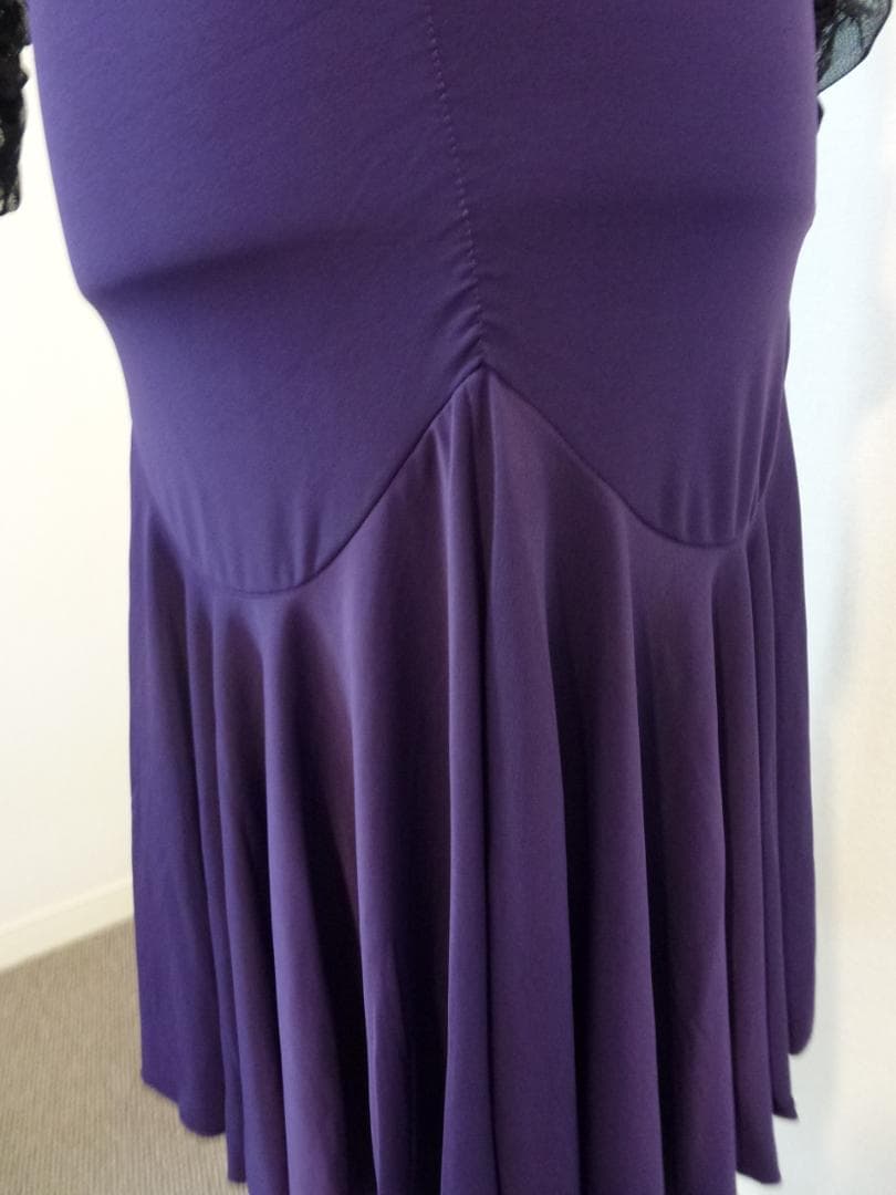 紫色 フレアスカート