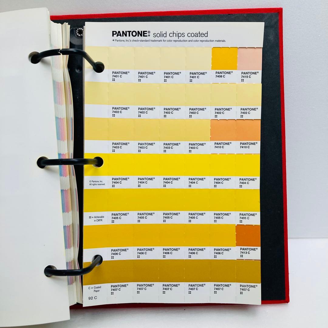 PANTONE solid chips 　コート／アンコート　7000番あり