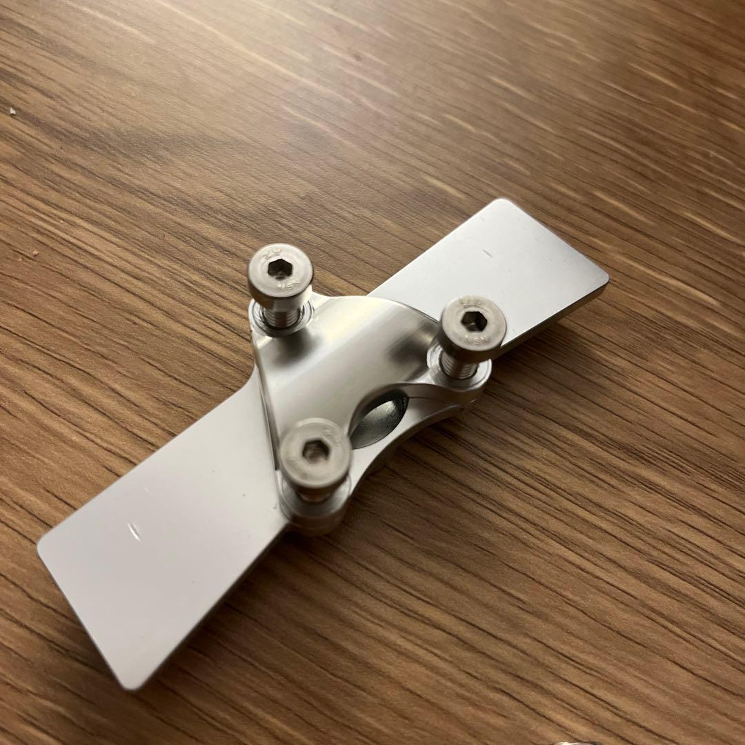 801製作所　RD700 リアブレーキ取り付け台座