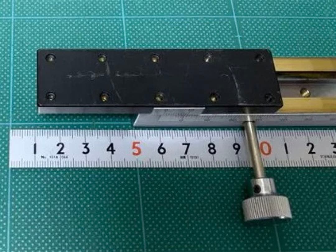 スライド操作式アリ溝ステージ １軸