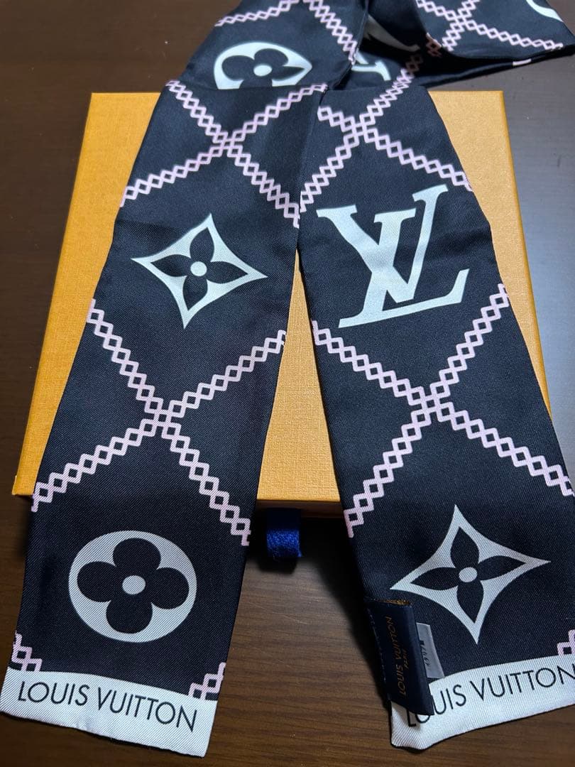 Louis Vuitton バンドー