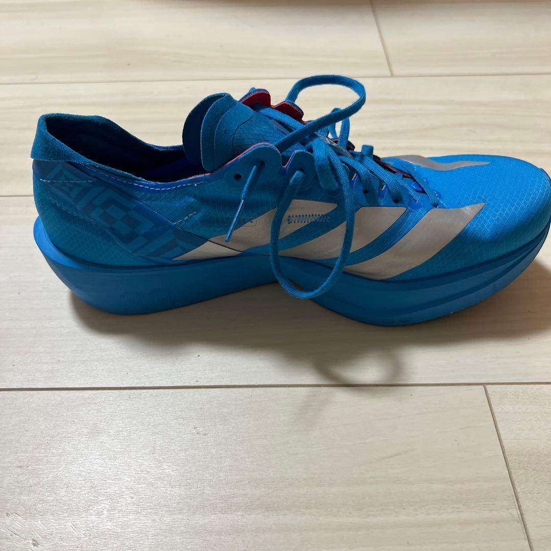 アディゼロタクミセン11 25.5