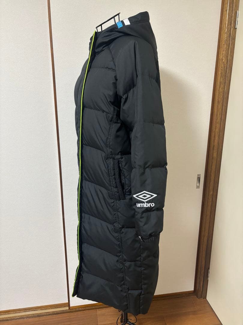 umbro アンブロ ベンチコート ロングダウン フード付き ブラック