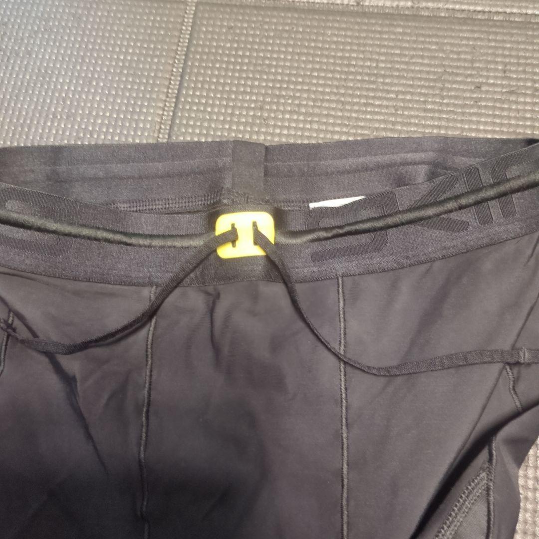 SKINS スキンズ（メンズ） SERIES-5 ハーフタイツ Мサイズ