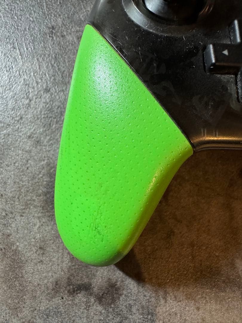 Nintendo switch 本体 ネオンブルー ネオンレッド