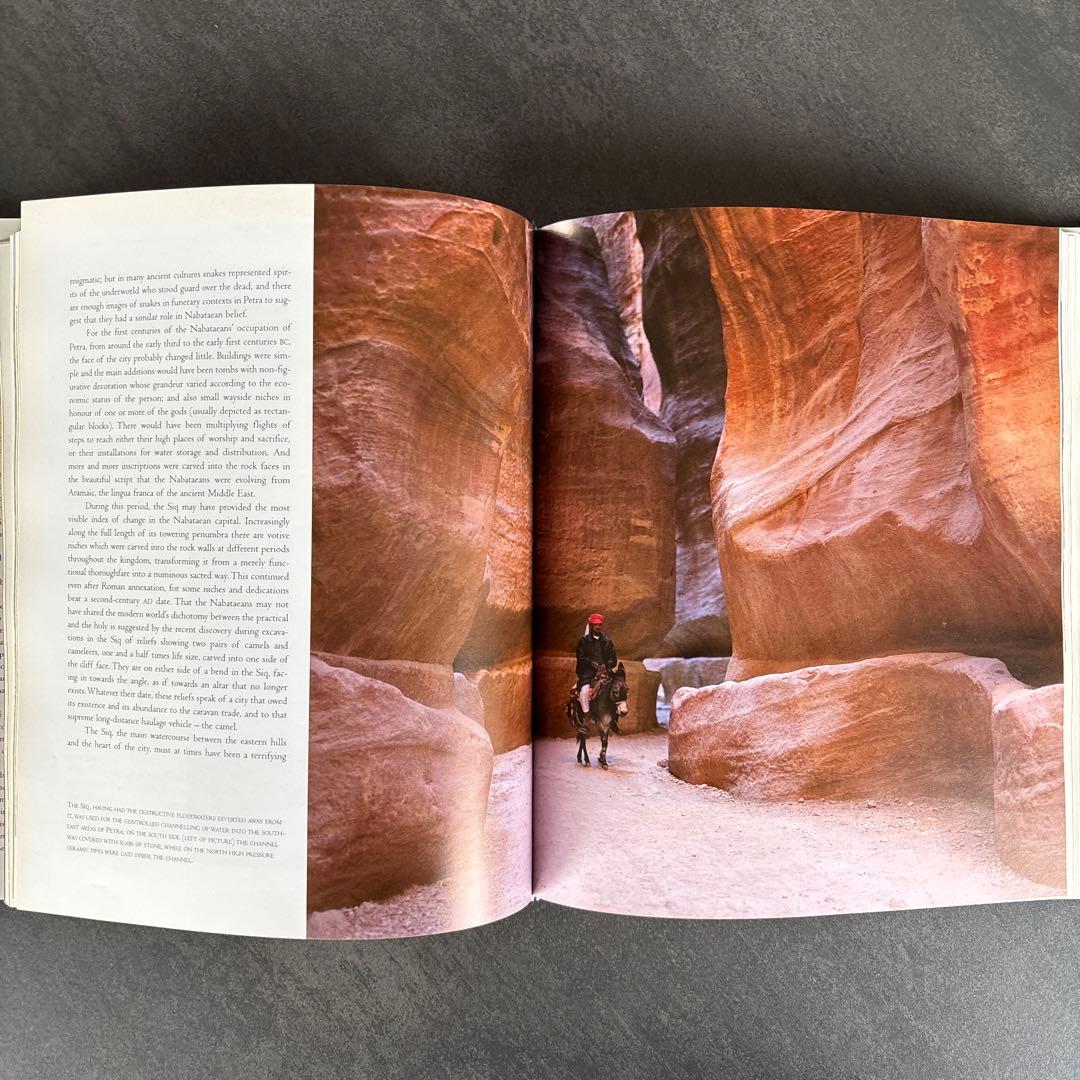 ペトラ PETRA and LOST KINGDOM of NABATAEANS