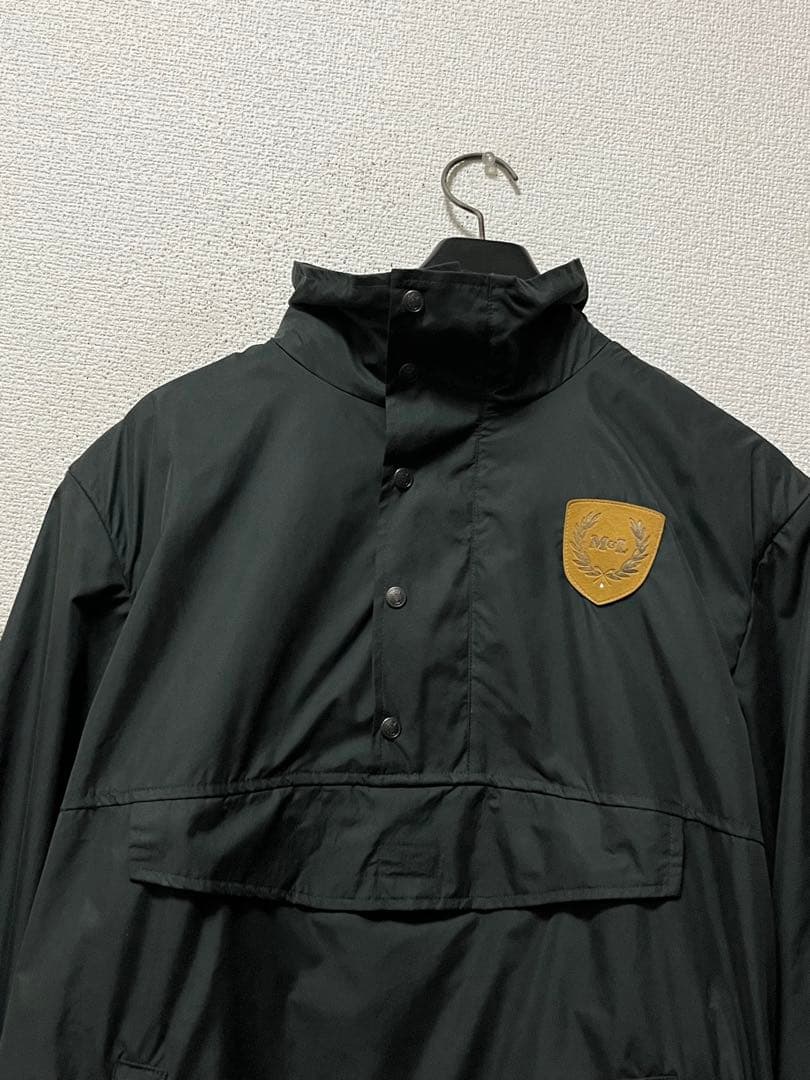 マークアンドロナ　ナイロンハーフジップジャケット　/S　ブラック　ロゴプリント