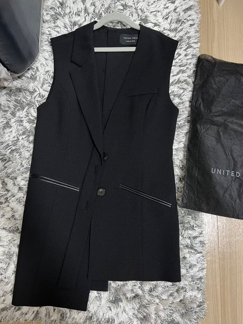 EI 　United Tokyoフローアシメベスト