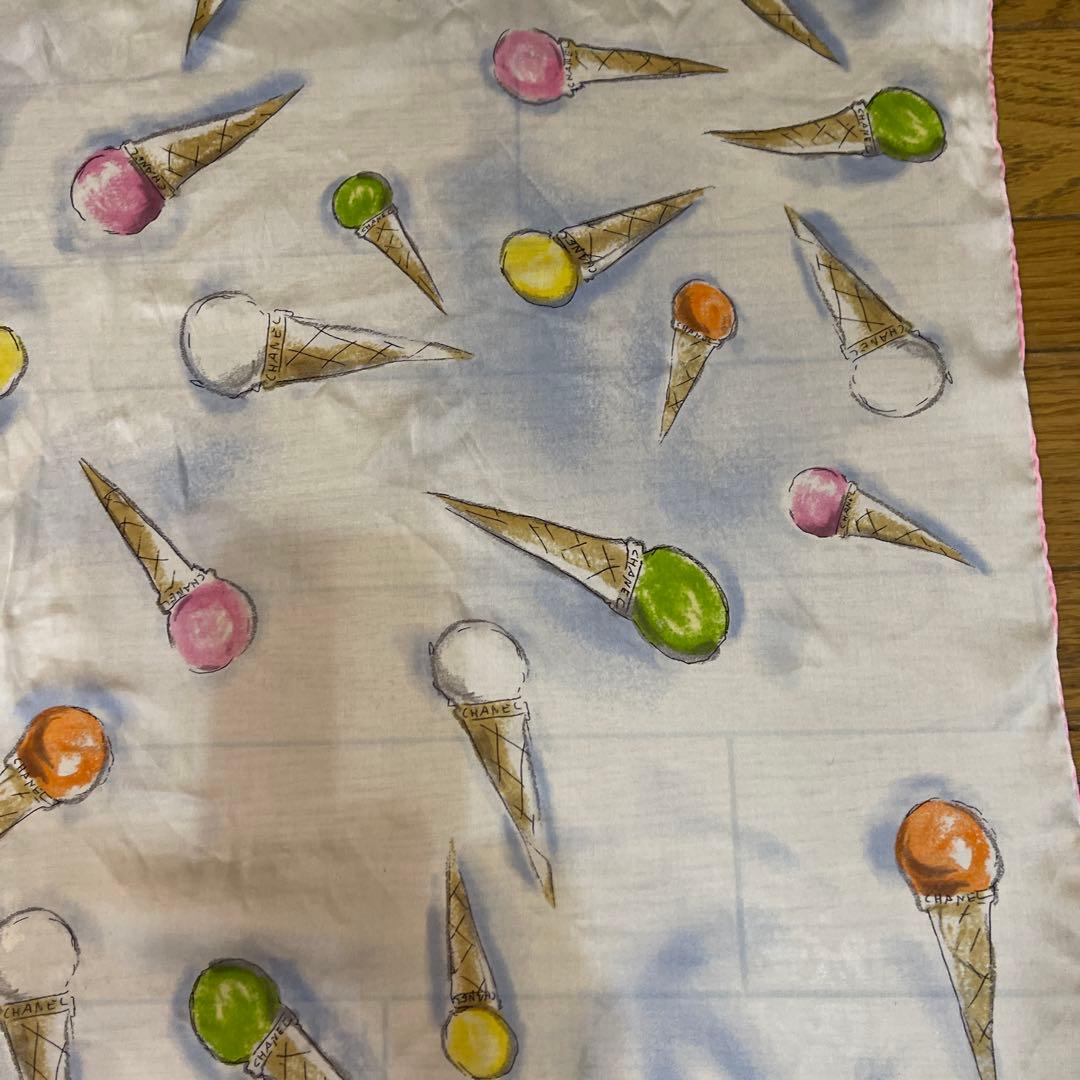 CHANEL スカーフ　85センチ シルクシフォン