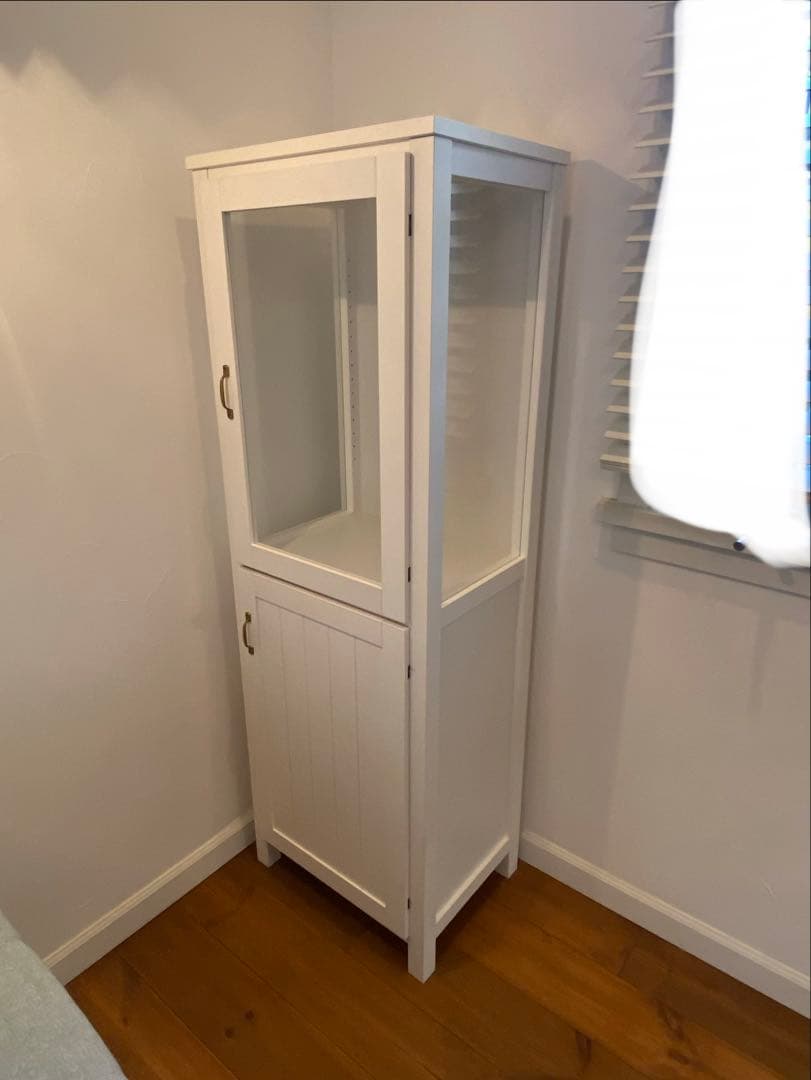 Momo natural ホワイト木製キャビネット ガラス扉 Cielシリーズ