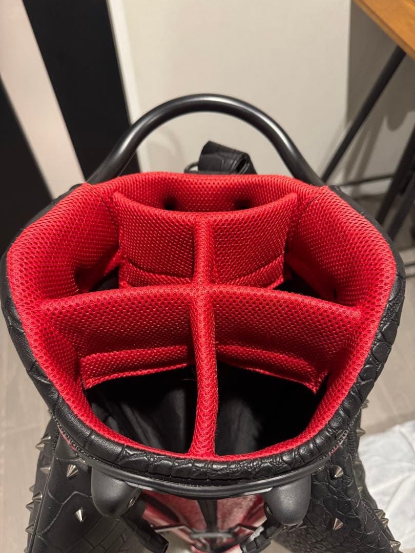 エリートグリップ 限定品　クロコスタッズ付きキャディバック