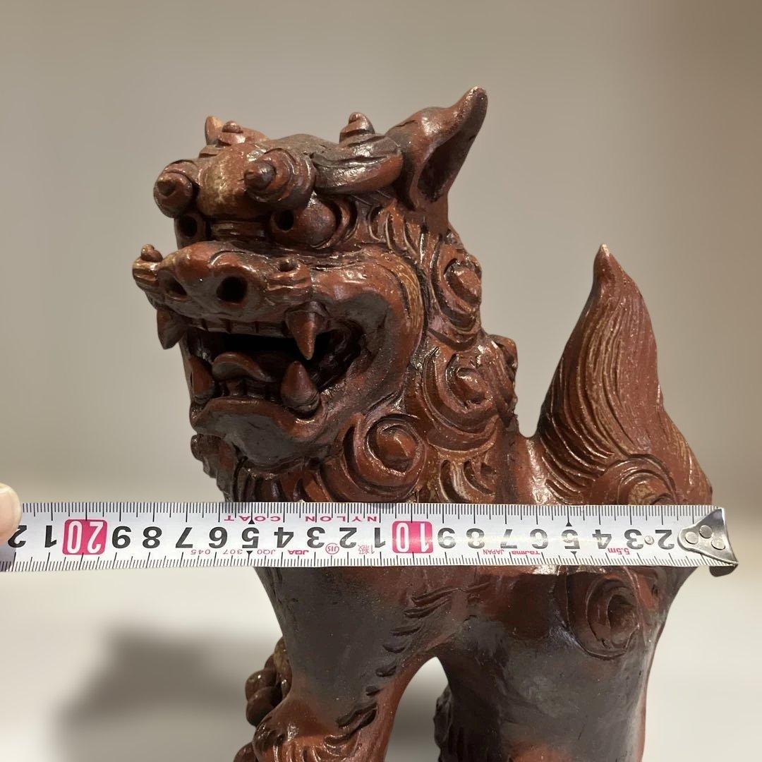 茶色のシーサー像 陶器製