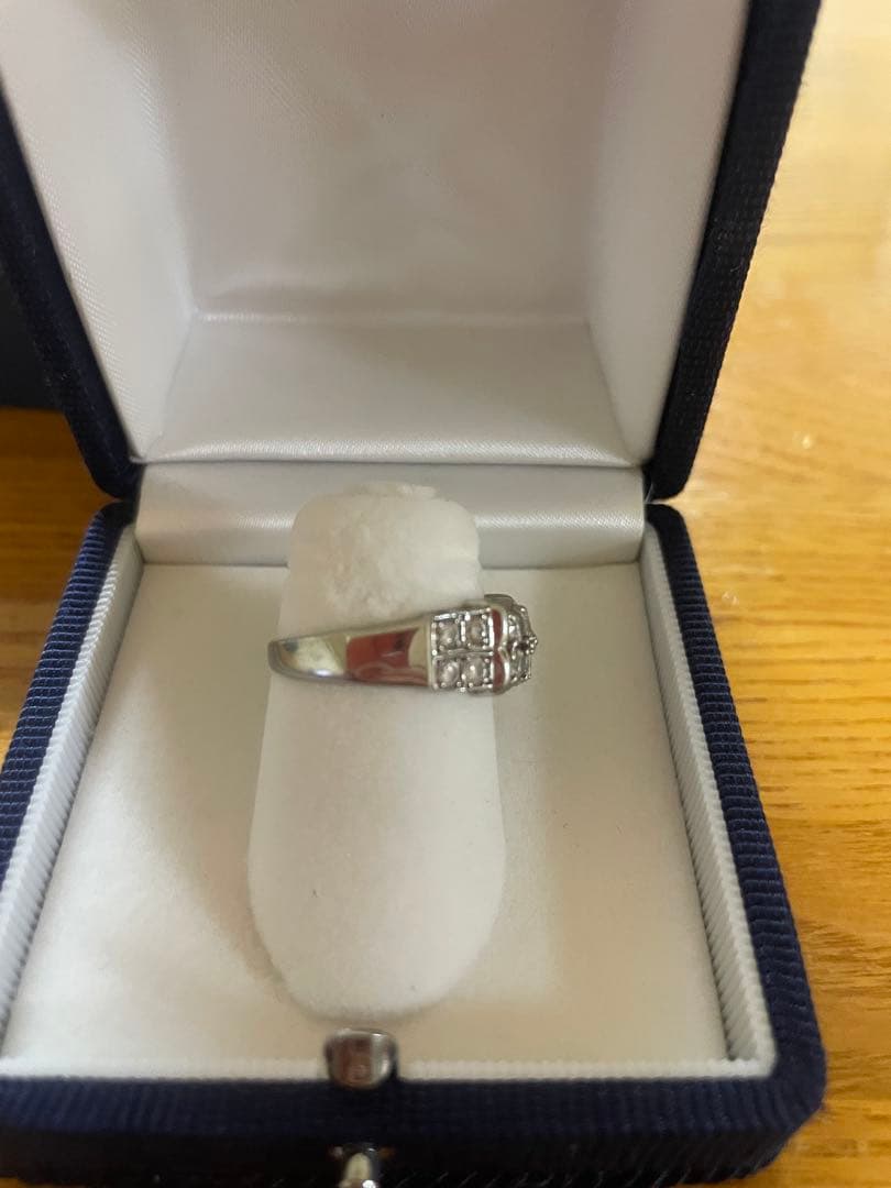 プラチナダイヤモンドリング1.00カラット大ぶり