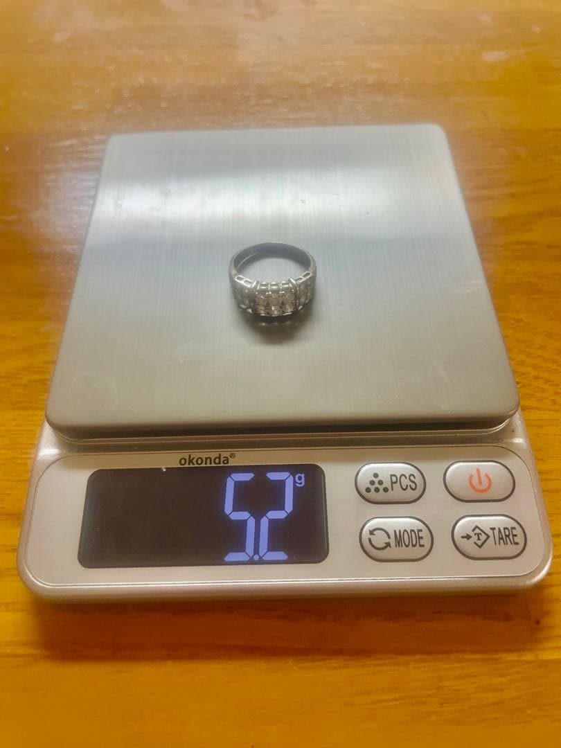 プラチナダイヤモンドリング1.00カラット大ぶり