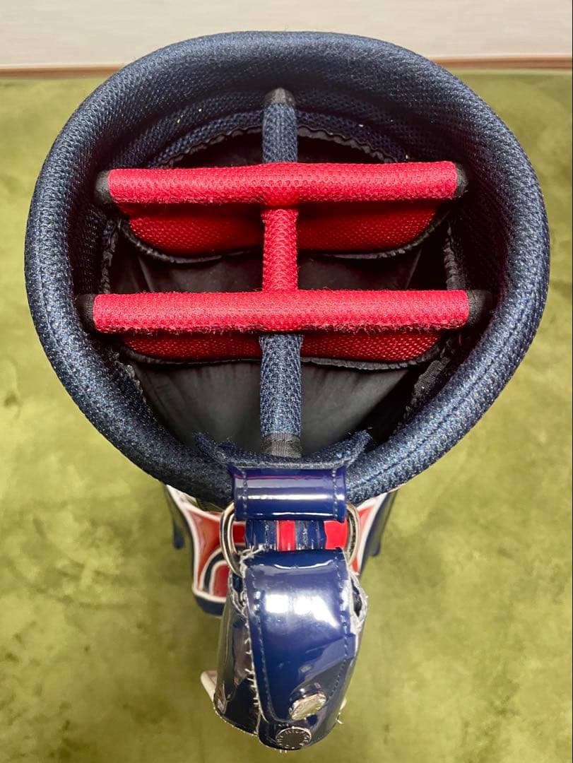 数量限定モデル\"美品\" トミーヒルフィガー キャディバッグ 品番THMG1SC4