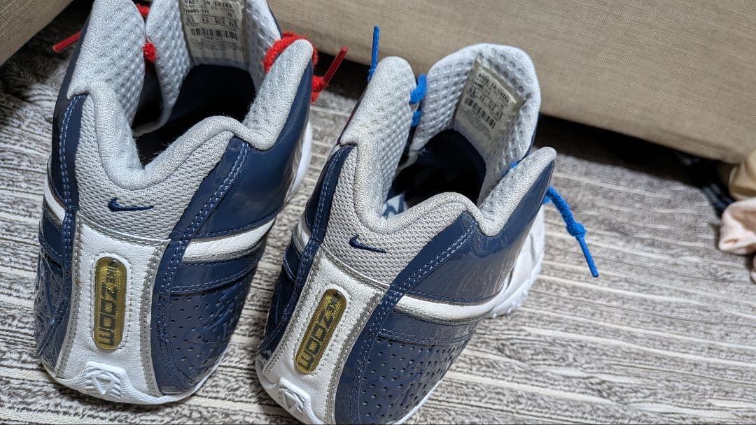 NIKE エアズームブレイブⅡ