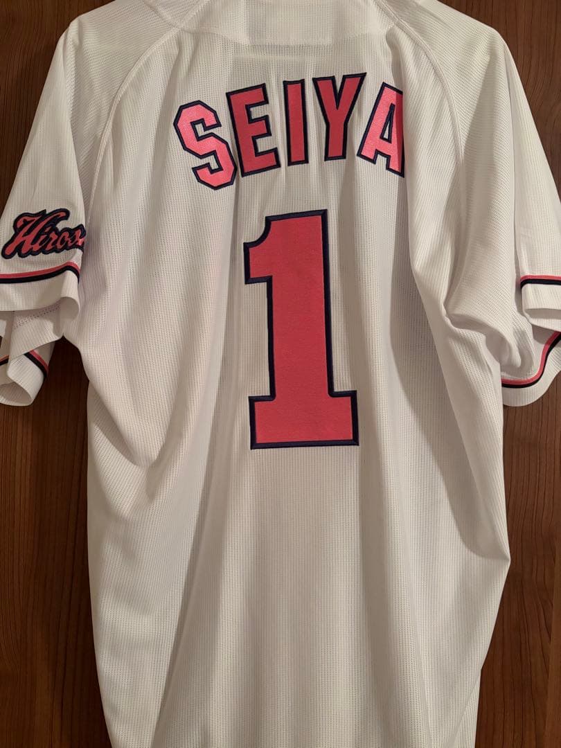 広島東洋カープ　母の日イベント　 ユニフォーム　鈴木誠也選手　侍ジャパン