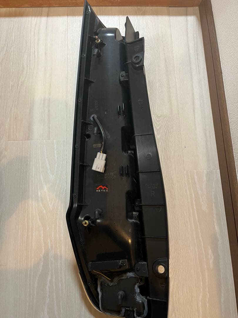 けんじーヴォクシー　ノア　エスクァイア　80系　メテオ テールランプ