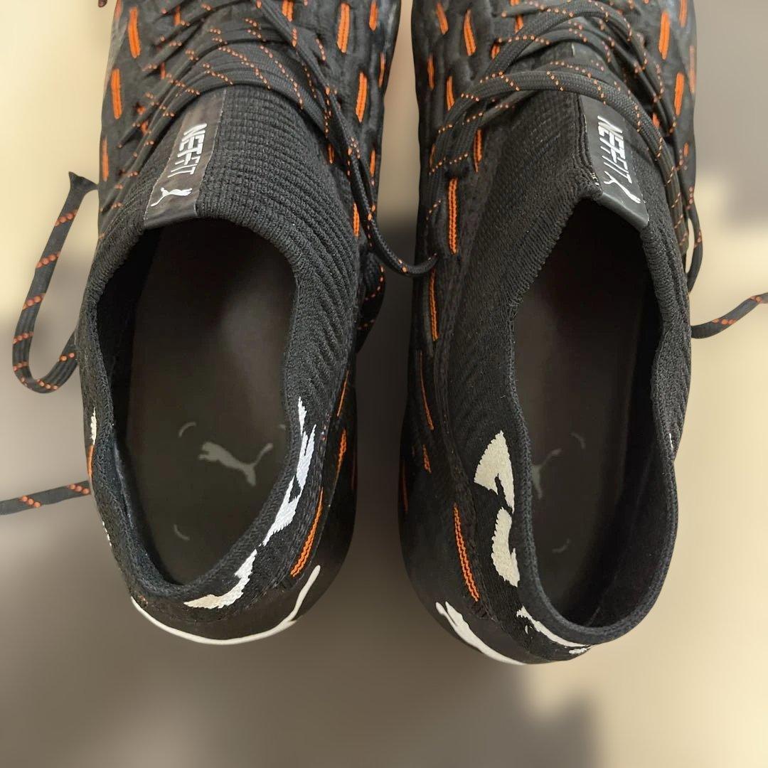 サッカーシューズPUMA size 28.5 cm