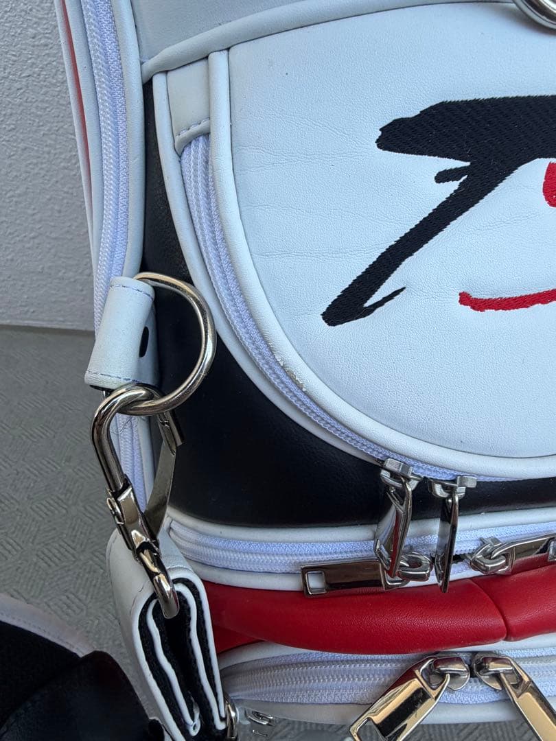 TAKUMI キャディバッグ ホワイト レッド ブラック