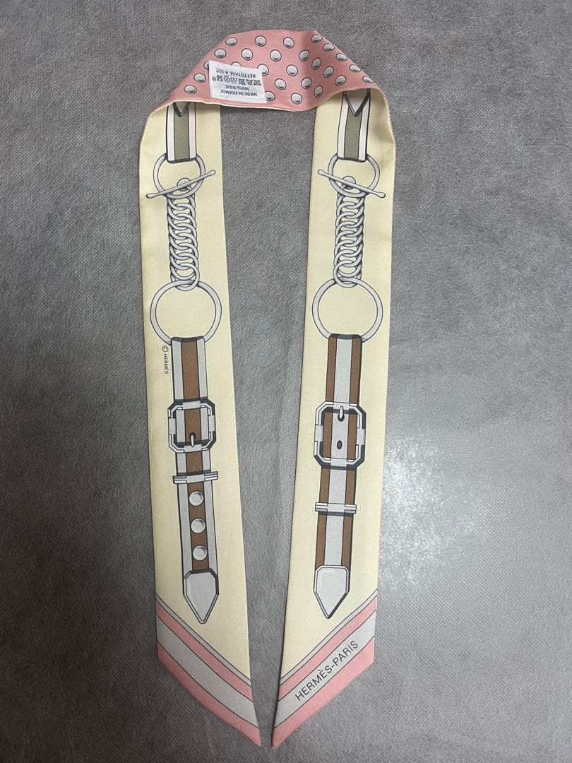 エルメス　ツイリー ③ ピンク系　グラントゥラララ