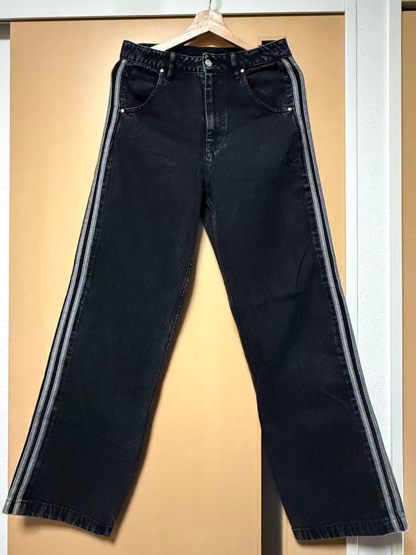 adidas ファイヤーバード　デニムパンツ　30インチ