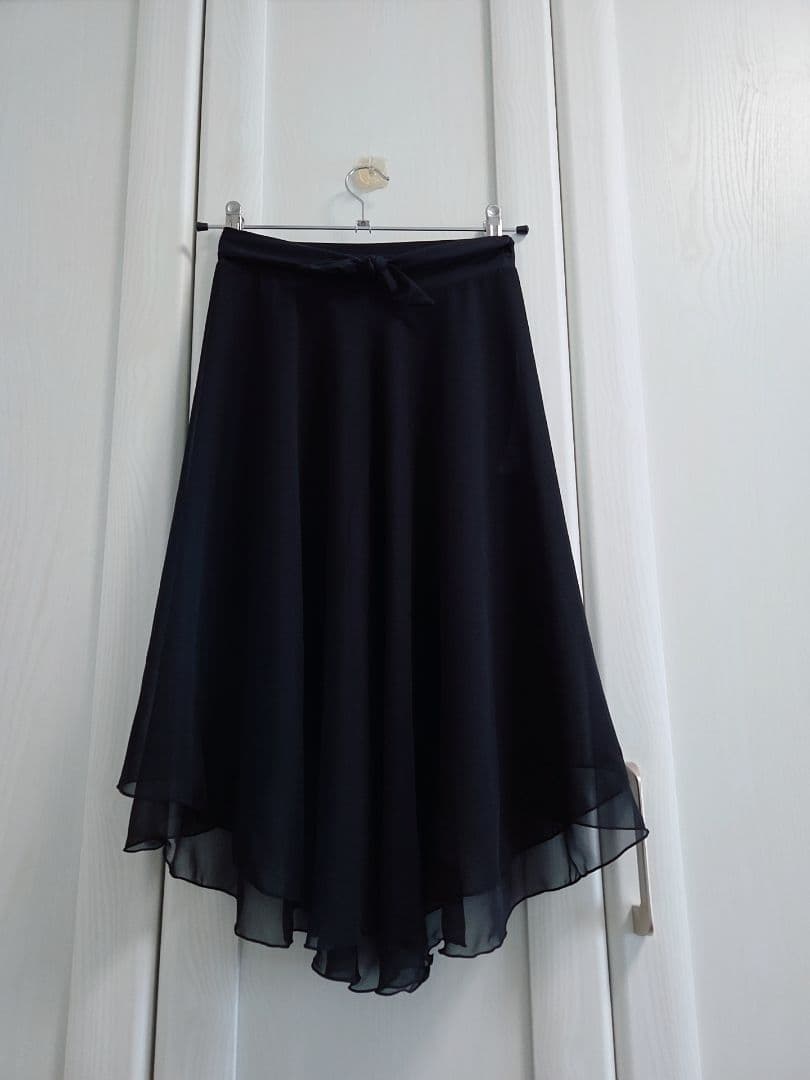 新品未使用AKANE TAKADA リハーサルスカート 黒　チャコット