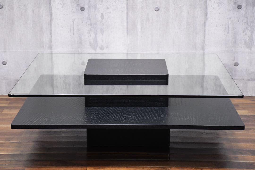 EJK47 アルモニア Corte ガラスセンターテーブル オーク材ブラック