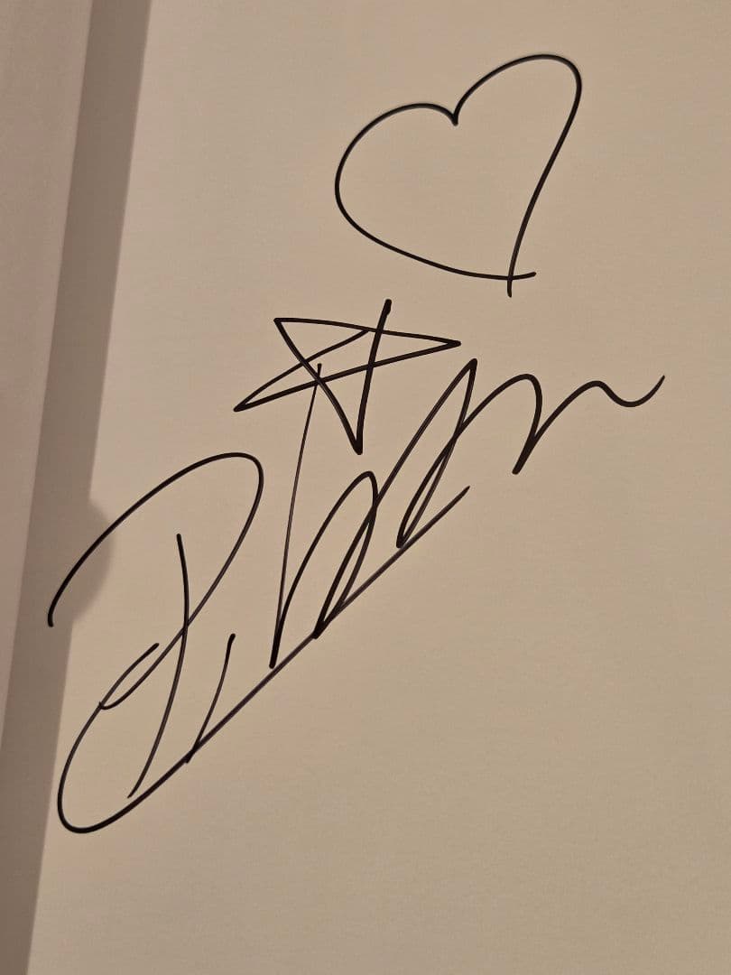 【初版サイン入り】星乃莉子　ポストカード付 プレミアム　ポーズブック