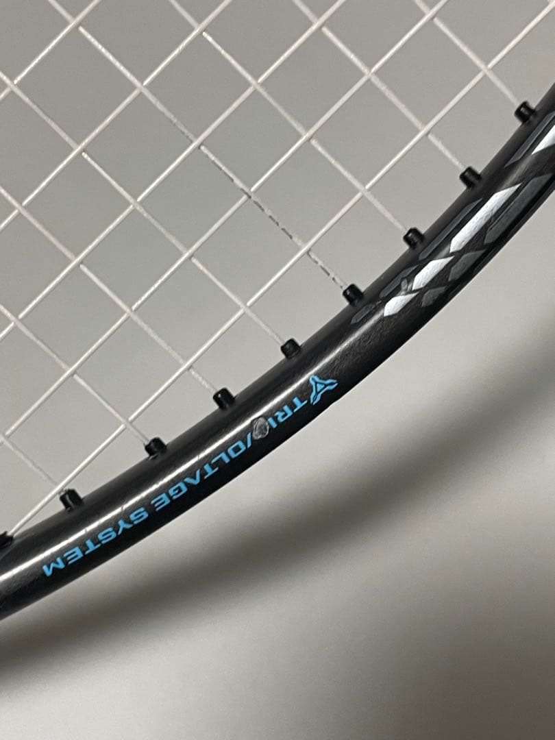 ボルトリックZ force Ⅱ ヨネックス