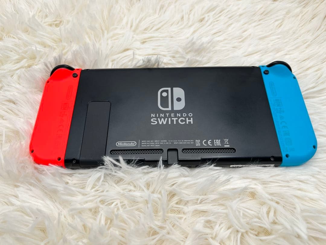 と*。様 Nintendo Switch スイッチ 本体 青/赤