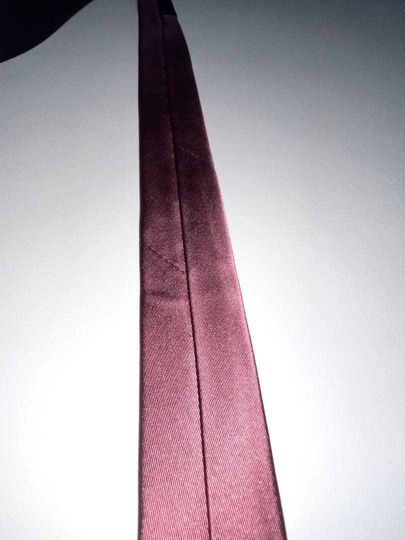 PRADA ネクタイ　サテンネクタイ