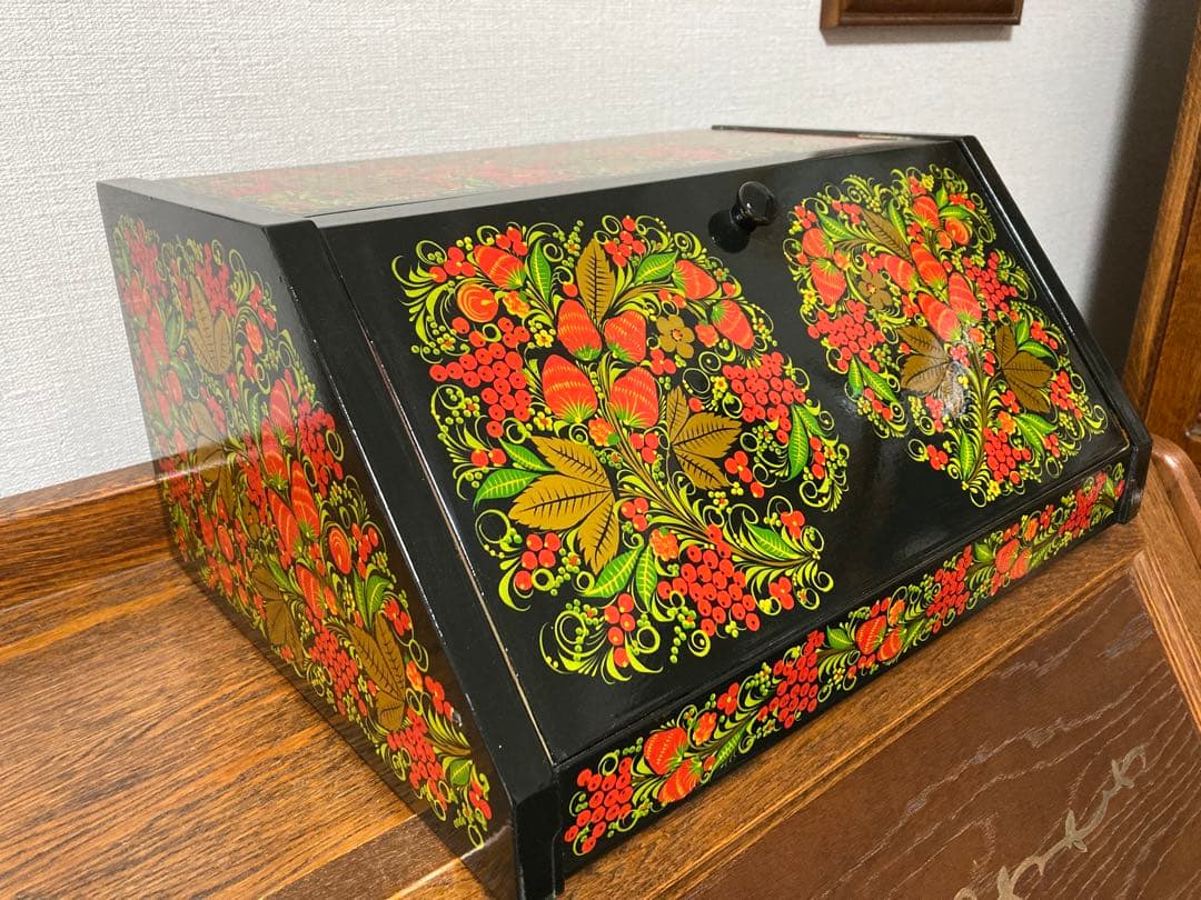 ロシア雑貨☆伝統工芸ホフロマ塗り収納ケース木製箱bread boxマトリョーシカ