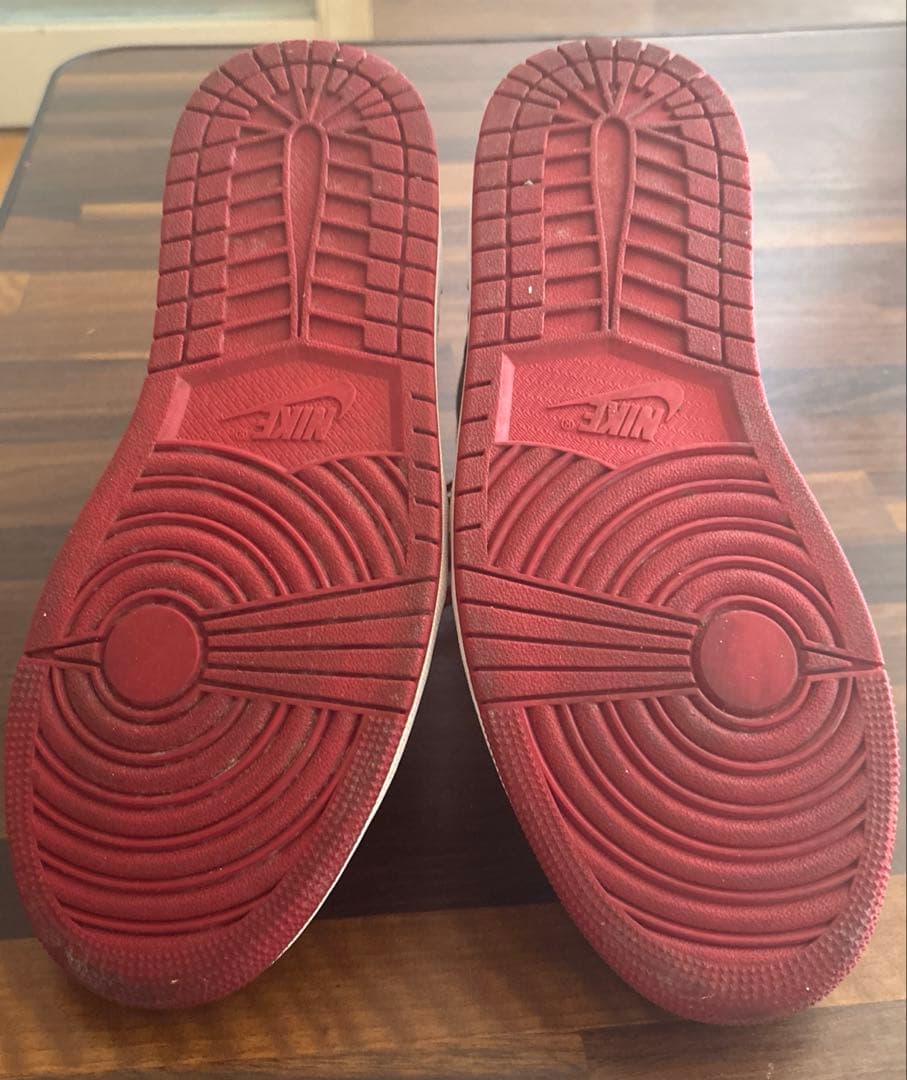 ジョーダン1 MID