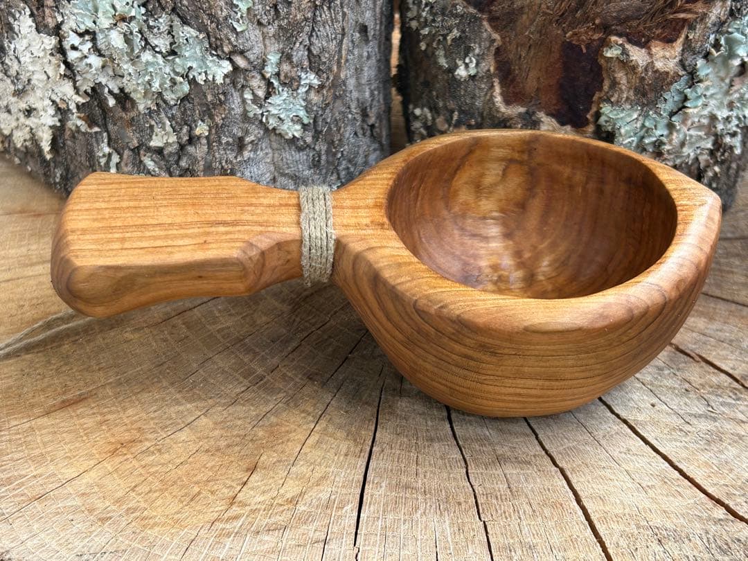 Mt.OM ククサ　山桜　手彫り　一点もの